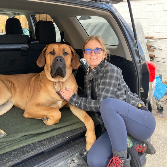 Meet your Posher, Leena!💃❤️ - Picture 2 of 12